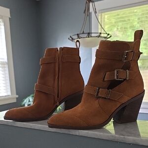 Crown Vintage Cognac Suede Ankle Boots